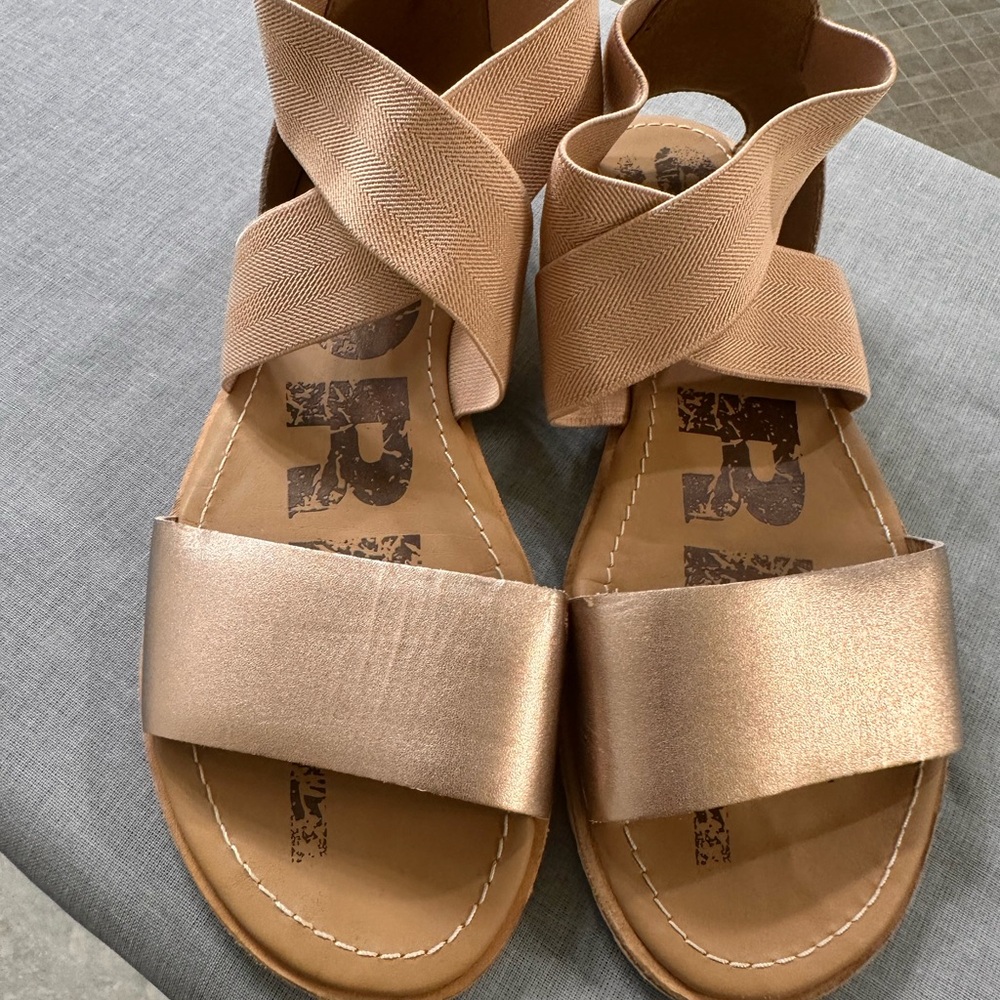 Sorel Women's Sandals in Tan